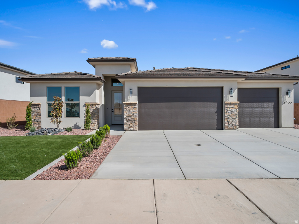 2453 E MALITSOH WAY photo 5