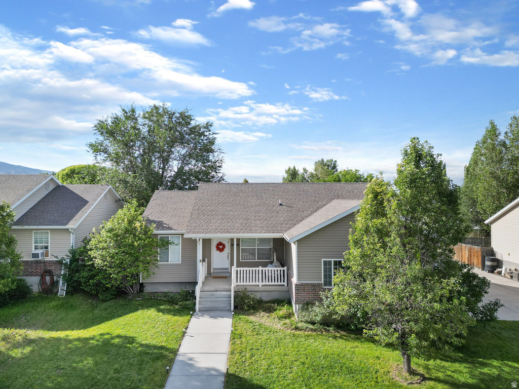 2048 E JUNIPER DR photo 4