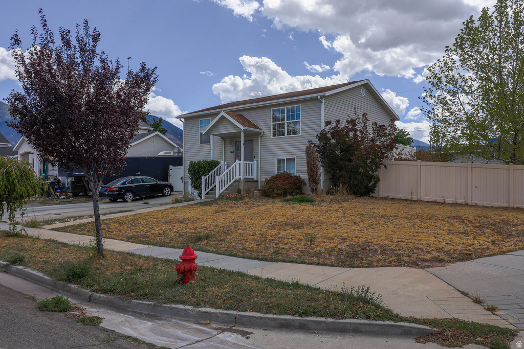 364 E 670 N photo 3