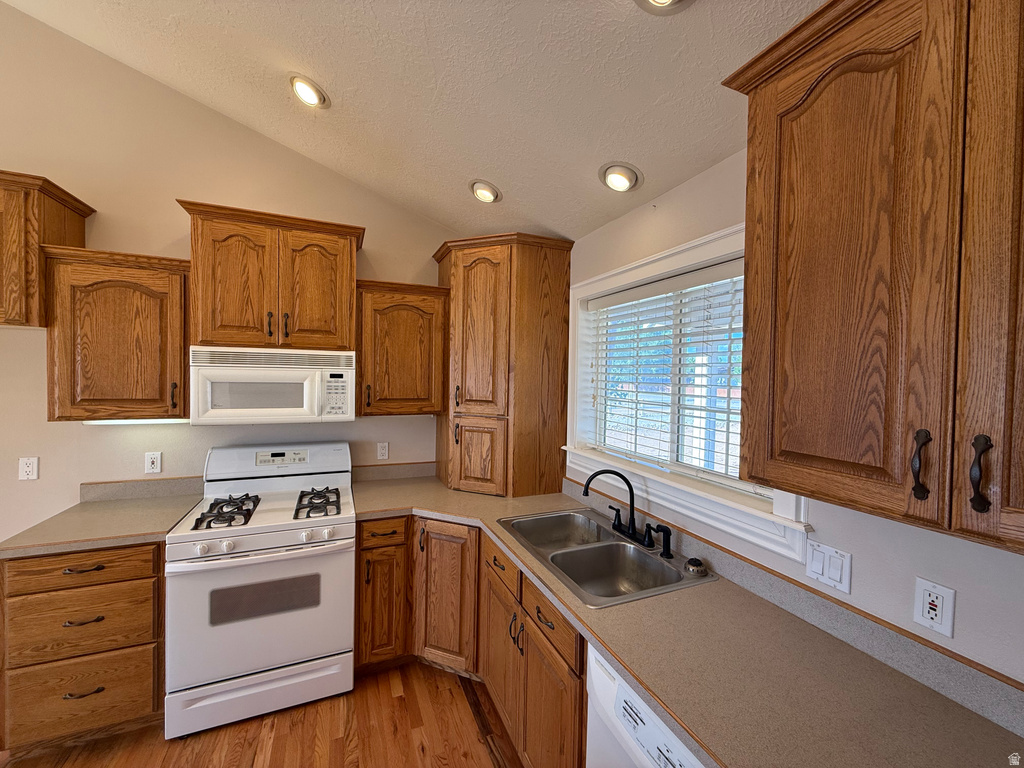 4212 N QUARTERHORSE DR photo 5