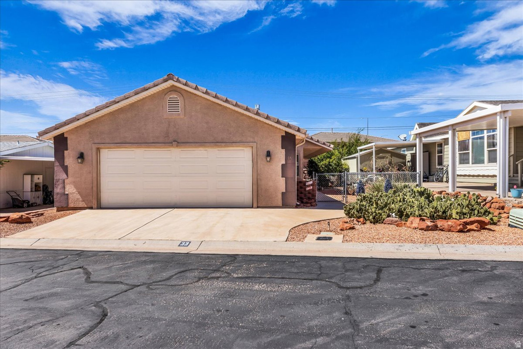 2721 E RIVERSIDE DR photo 2