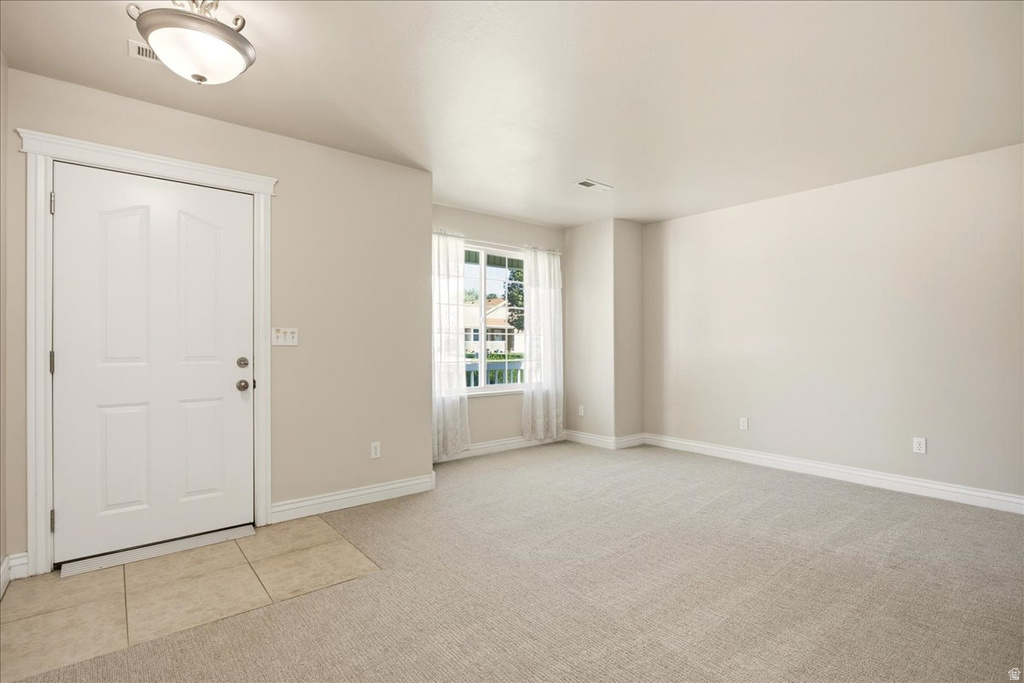 1025 W 2250 N photo 4