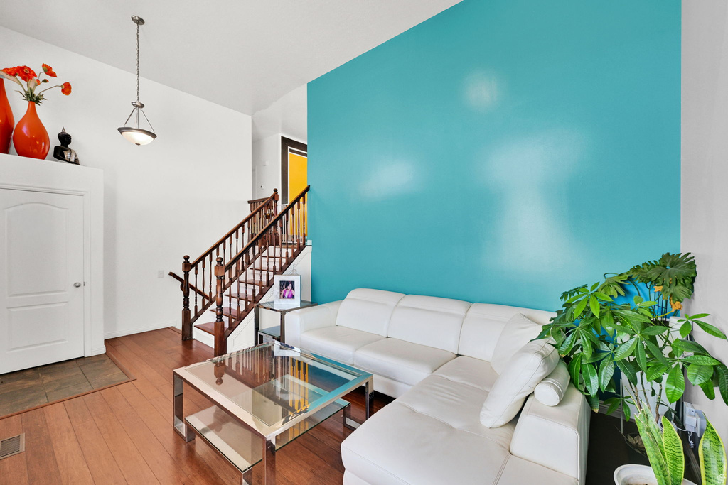 169 N WALTON CT photo 5