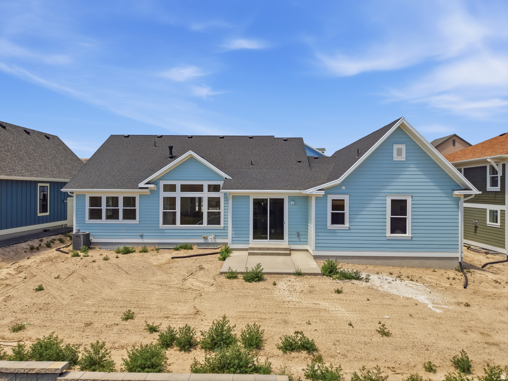 952 S MATHILDA DR photo 4