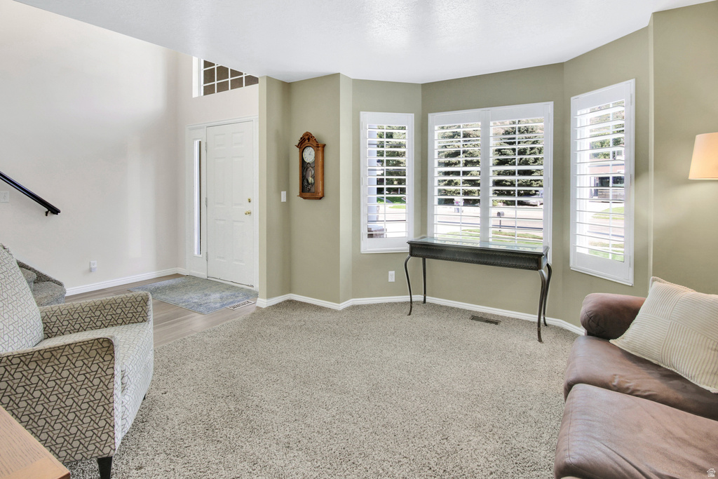 2057 RYAN CIR photo 4
