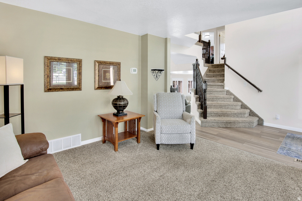 2057 RYAN CIR photo 5