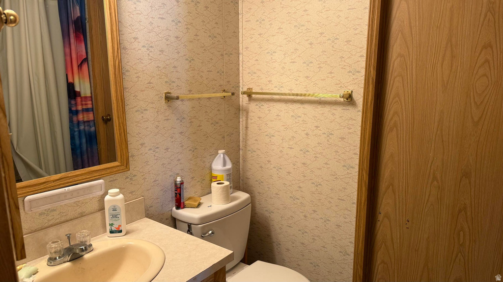 52 N 3950 W photo 5