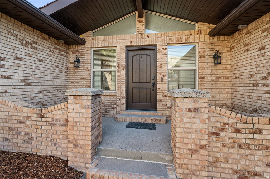 254 E 1825 N photo 5