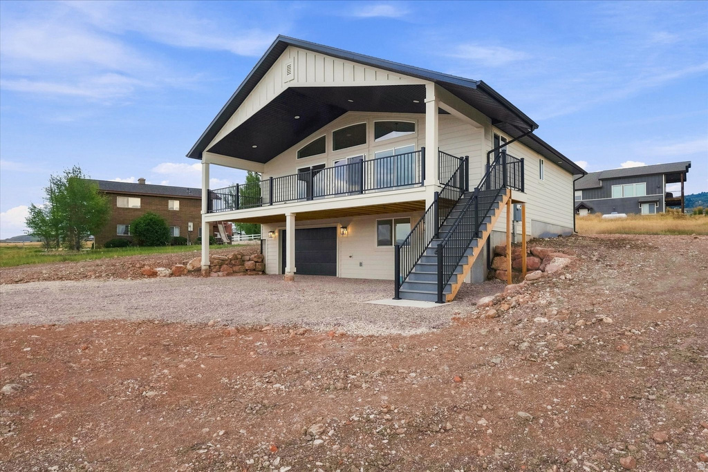 2513 S COUNTRY CLUB DR photo 3