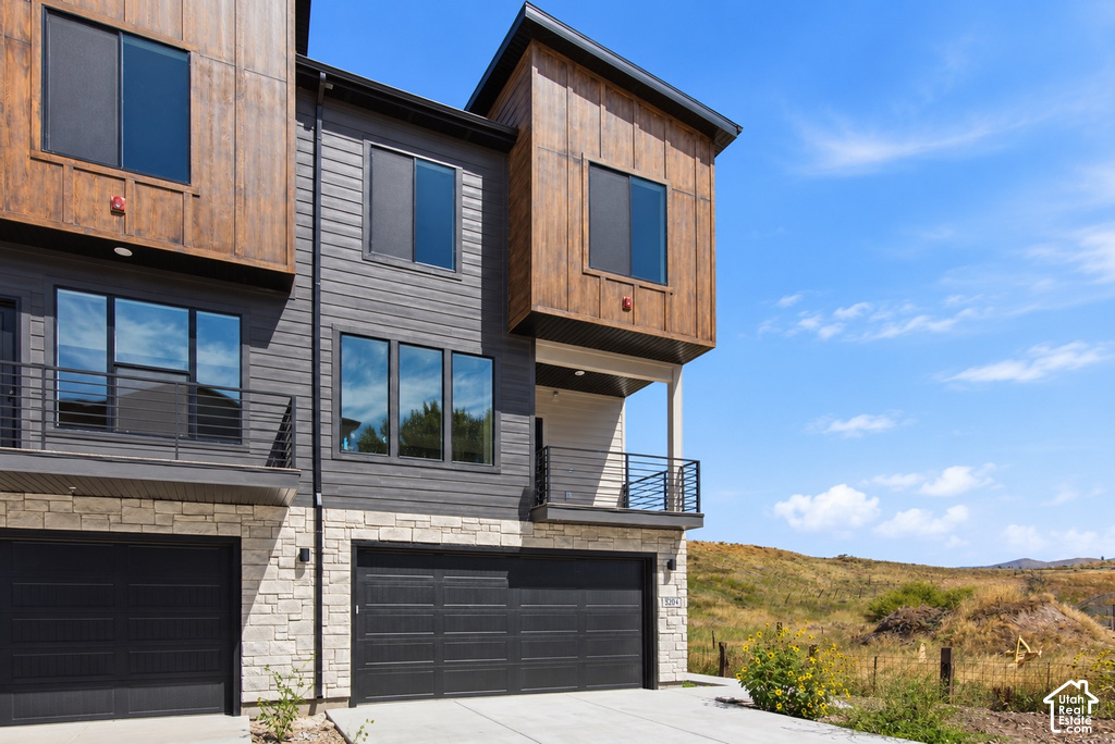5882 N ELLE LN photo 4