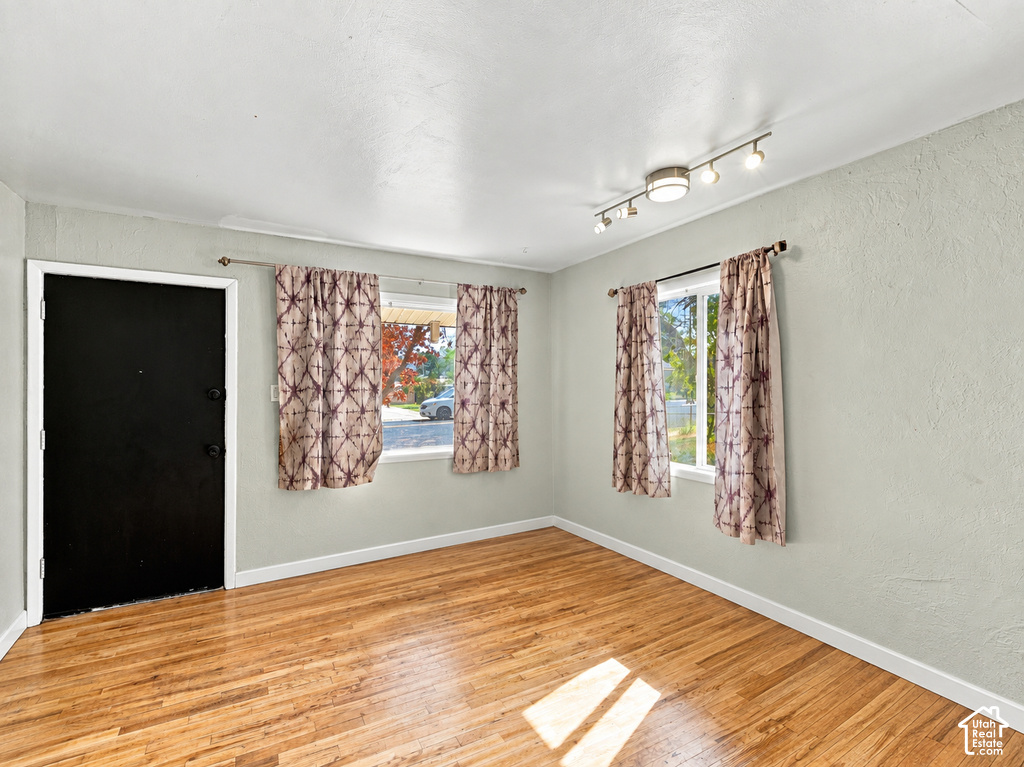 5364 S 4620 W photo 2