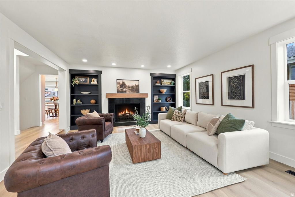 517 E HOLSTEIN S WAY photo 4
