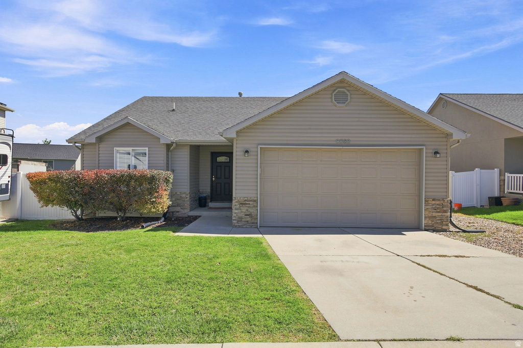 8533 S SUNRISE OAK DR photo 2