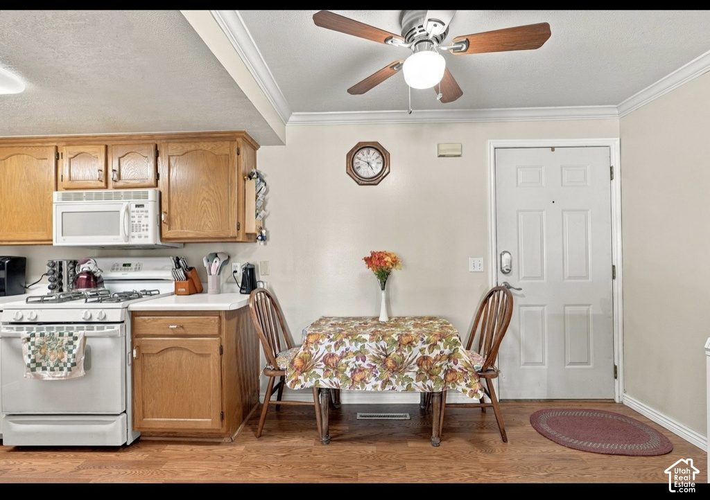 881 E MAPLE VIEW DR photo 4