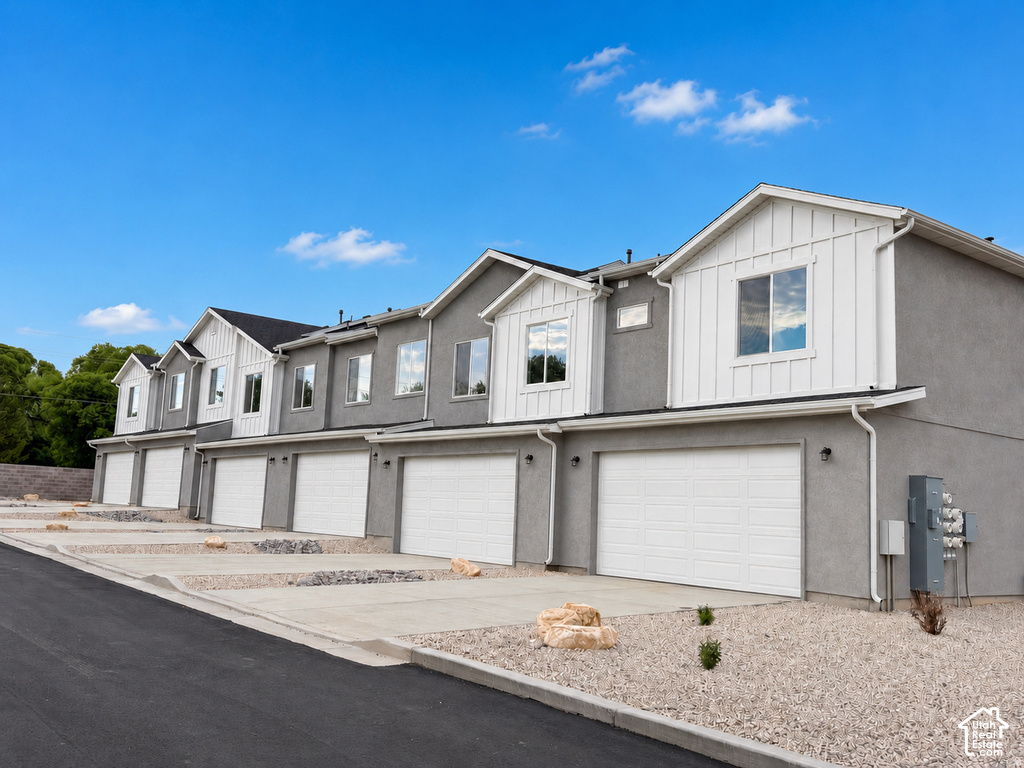 1198 S VILLAGE LN photo 2