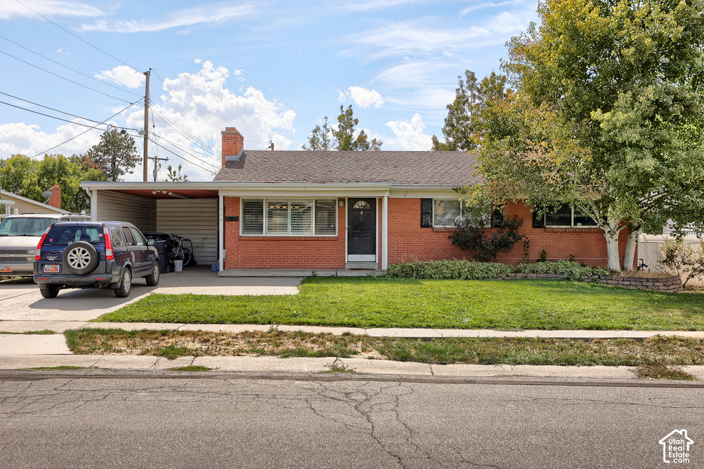 1344 E MARIPOSA S AVE photo 2