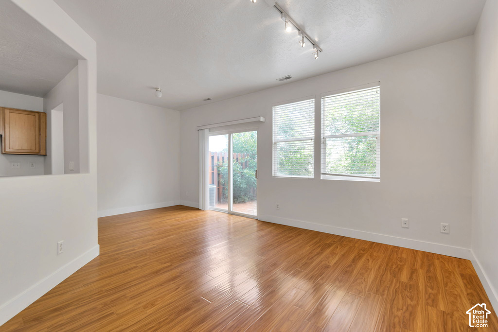 159 E WAYFIELD S DR photo 3