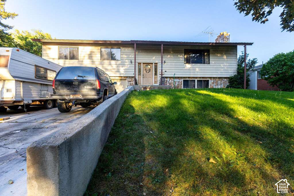 152 N MAIN ST photo 2