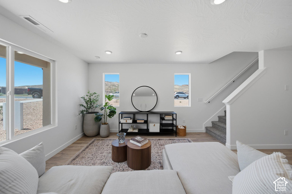 2197 S TOWER BRIDGE DR photo 3