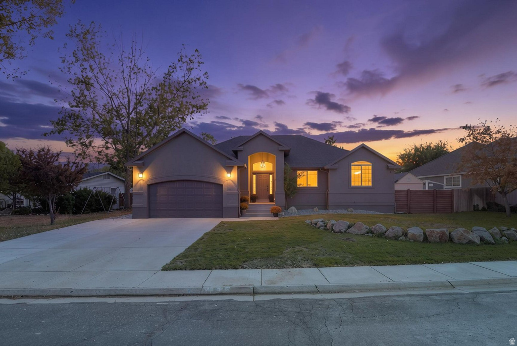 495 COUNTRY CLUB DR photo 4
