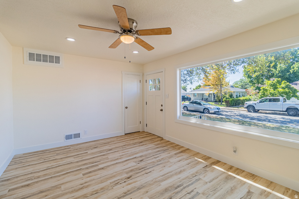 2488 N 350 W photo 4