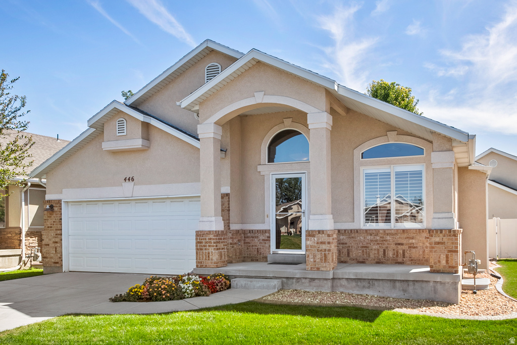 446 E GREEN HAVEN S DR photo 3