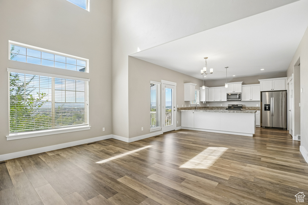 1056 S ASPEN E PL photo 2