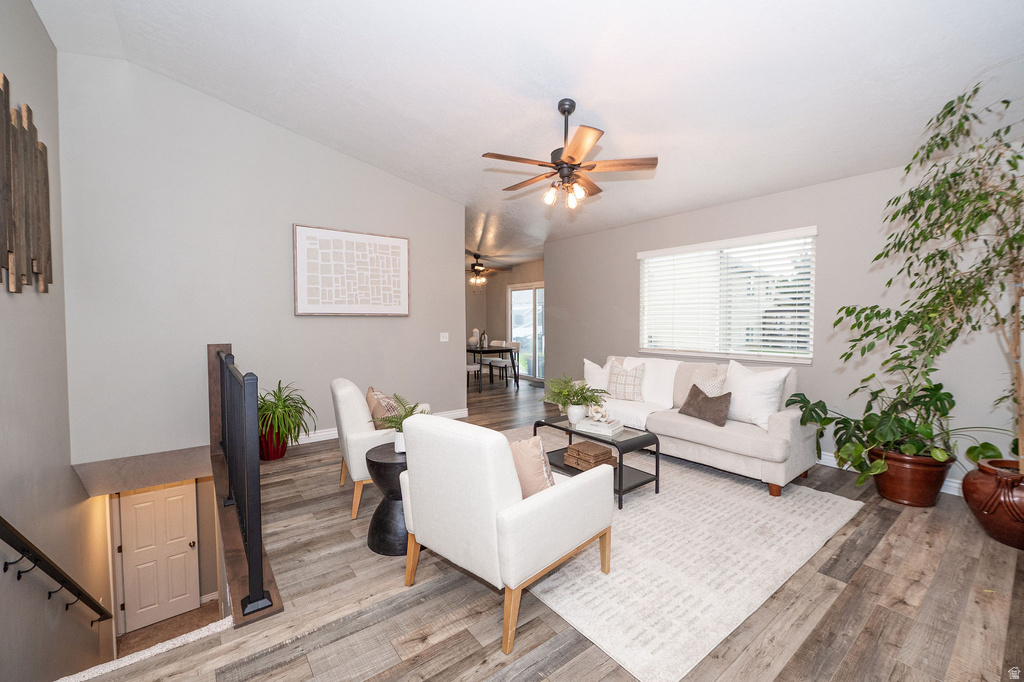 470 E RED OAK N DR photo 4