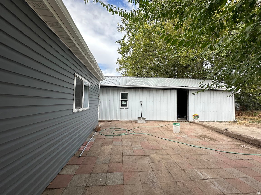 3574 MADISON AVE photo 5