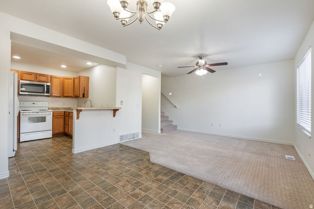 1000 E BLUFF VIEW DR photo 5