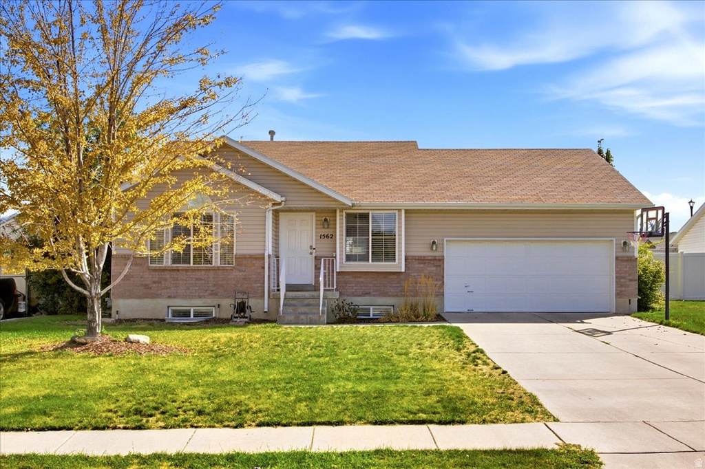 1562 N 2030 W photo 2