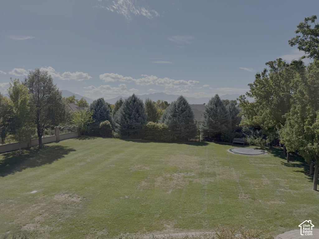 View photos for 1679 W 1825 N 1679 W 1825 N