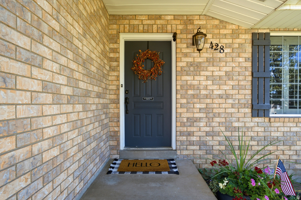 428 N 1180 E photo 3