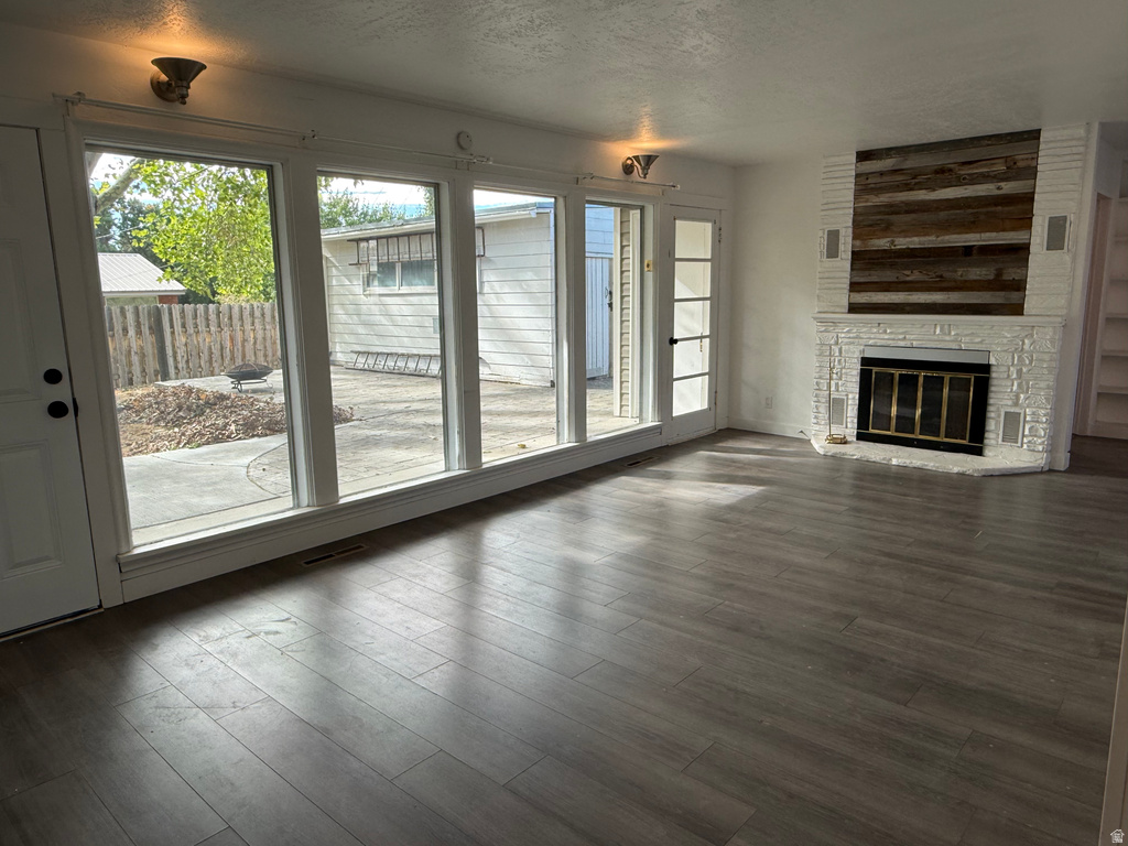 468 PIONEER AVE photo 5