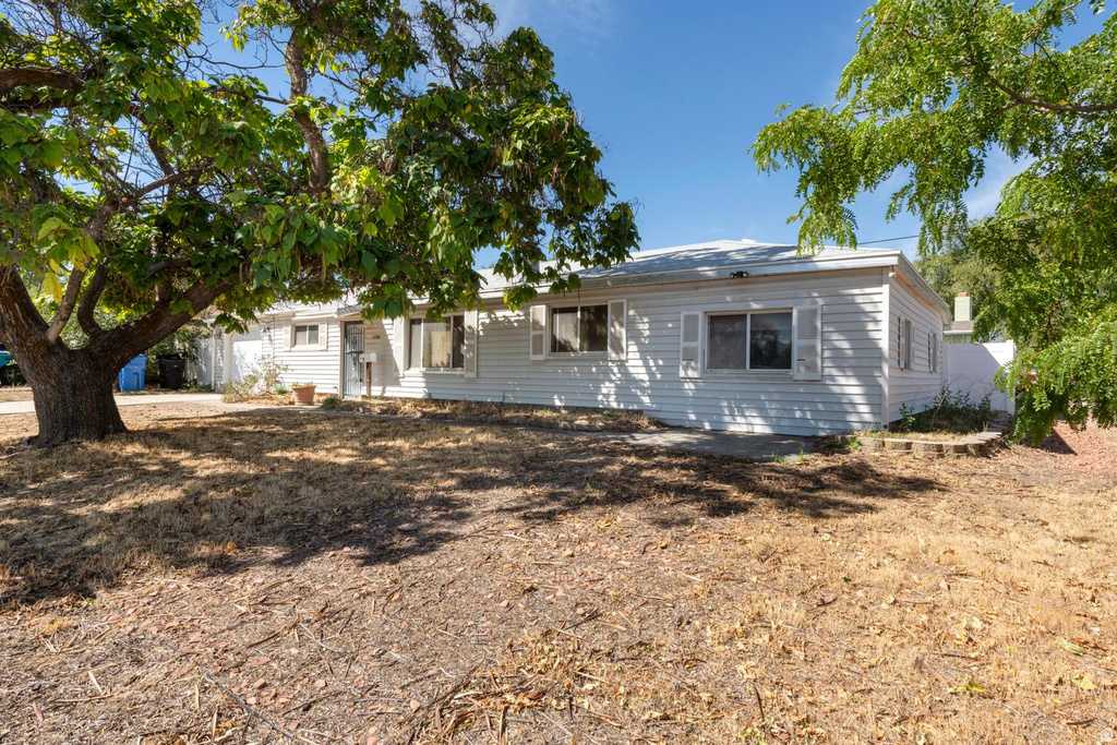 5146 S 4660 W photo 3