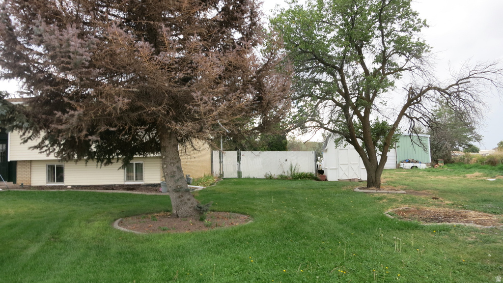 4597 W 2550 S photo 4