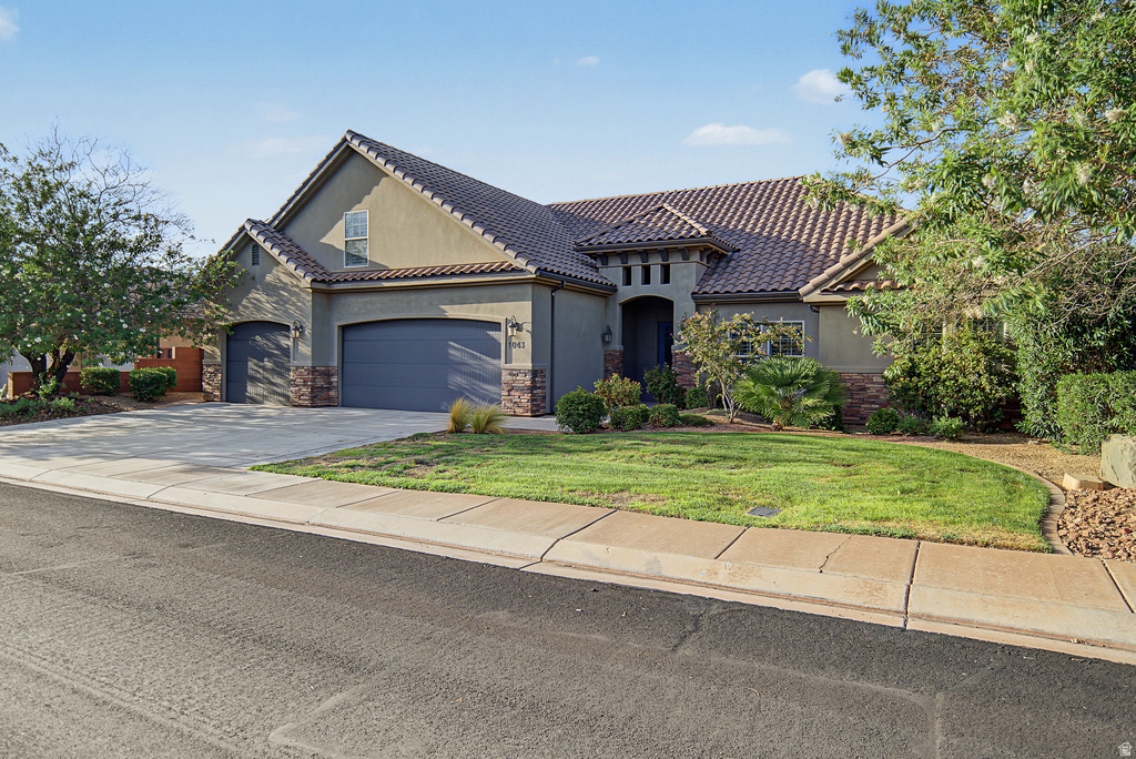 1043 E 4485 S photo 2