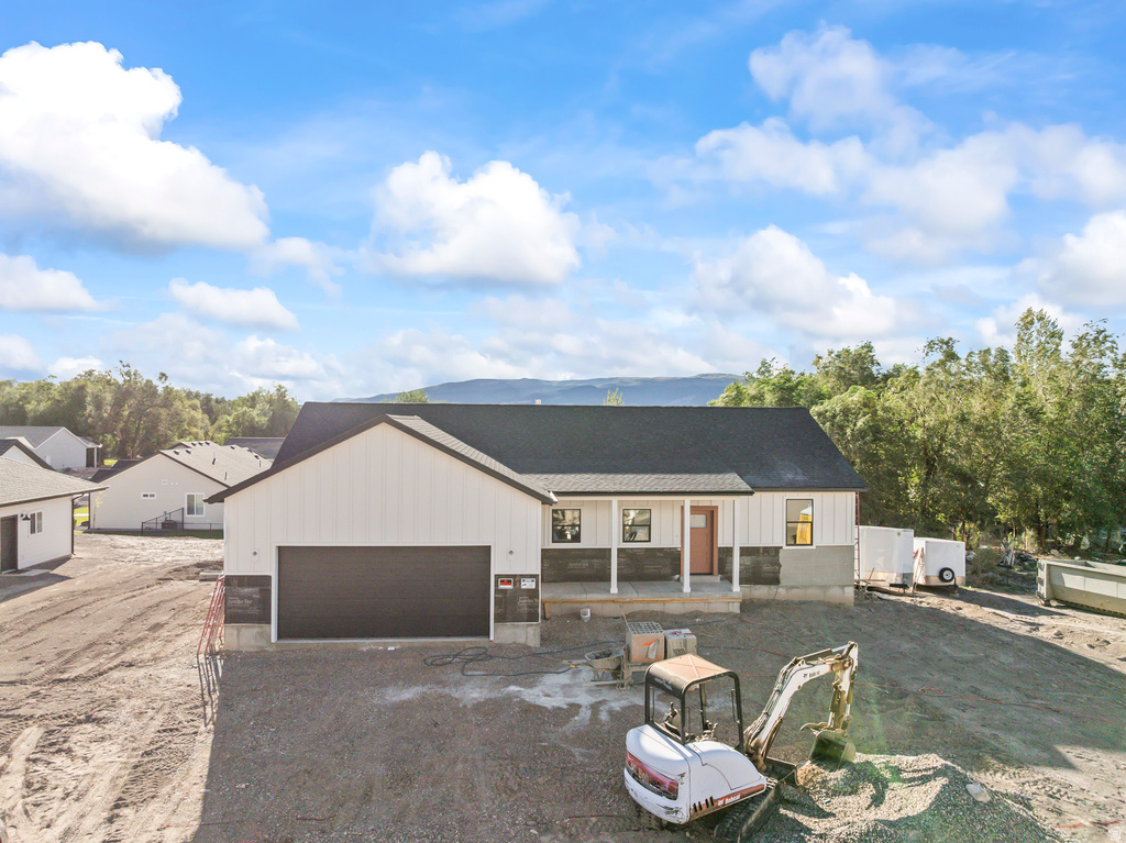 227 N 450 E photo 2