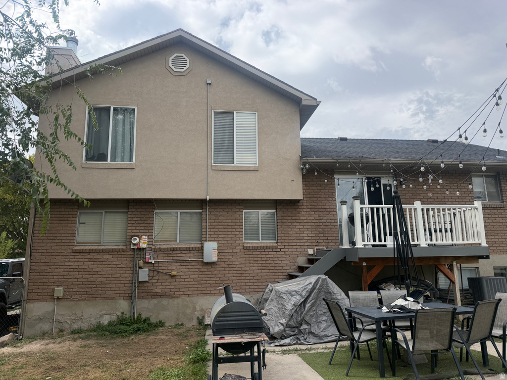 6727 S 1645 W photo 4