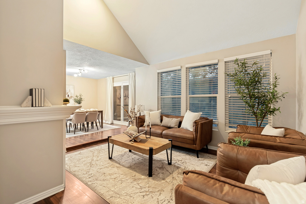 8188 S CLOVER SPRING E LN photo 2