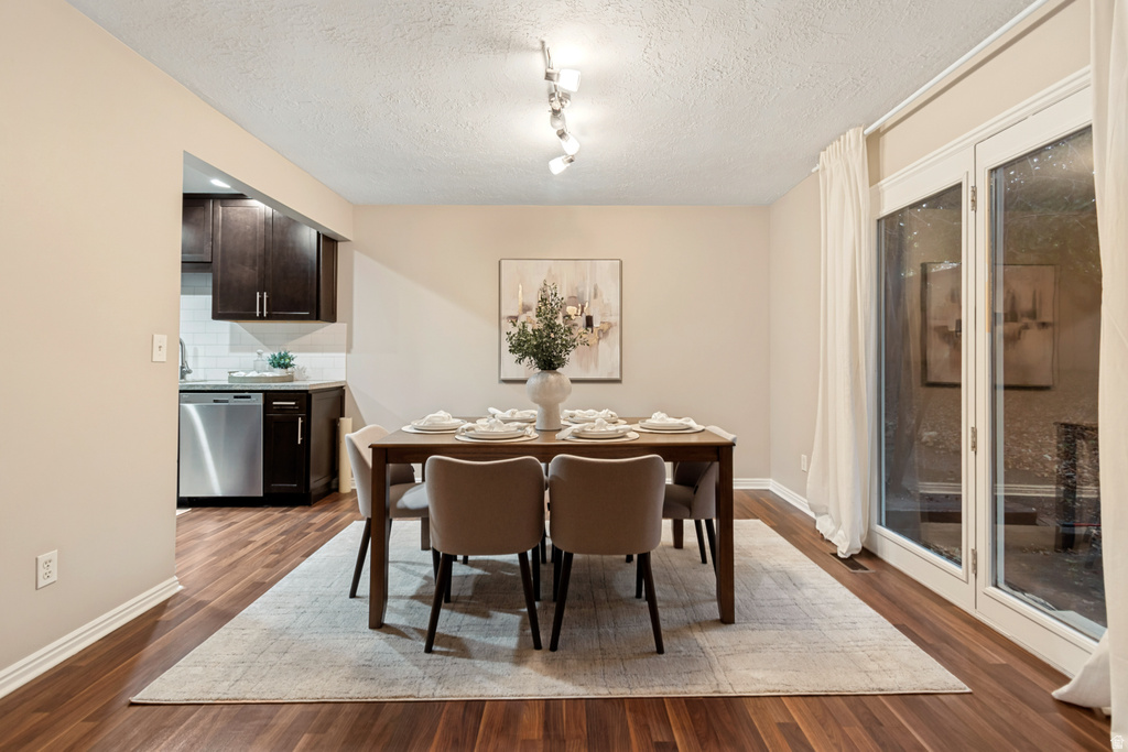 8188 S CLOVER SPRING E LN photo 4