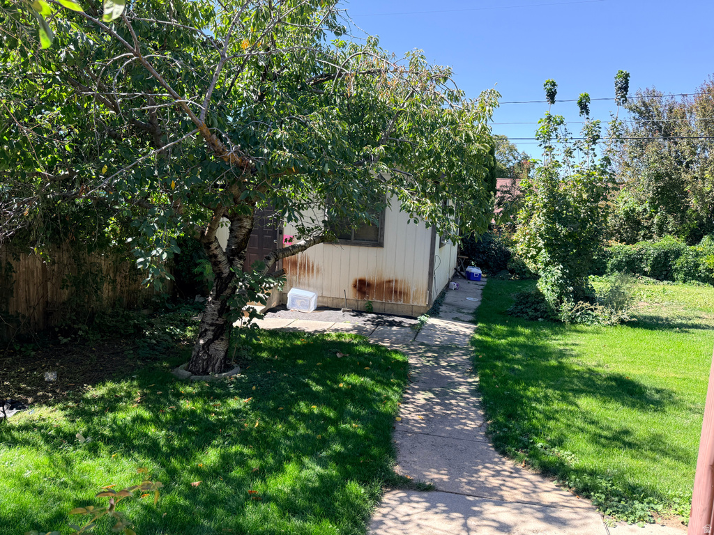 2443 N 575 E photo 3