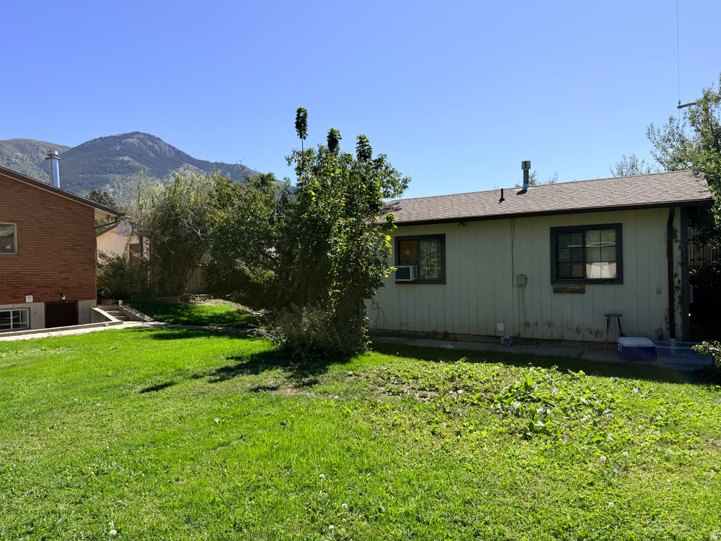 2443 N 575 E photo 5