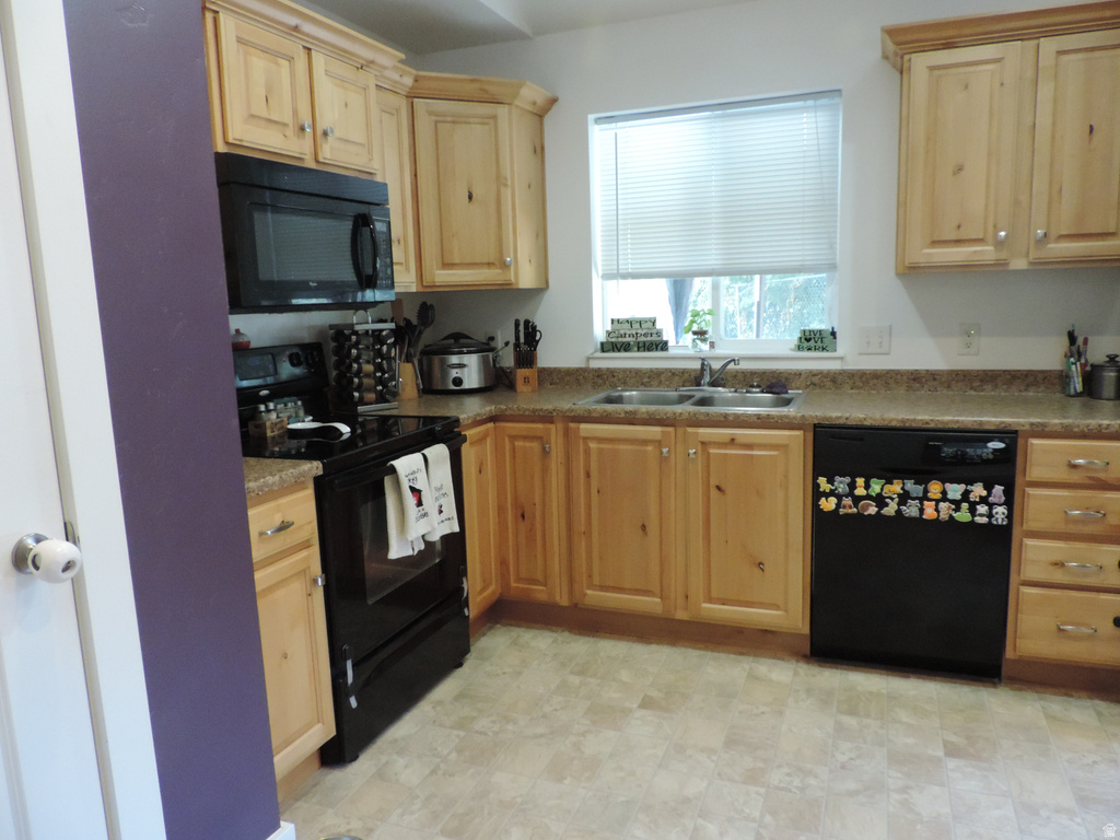 758 S 650 W photo 5