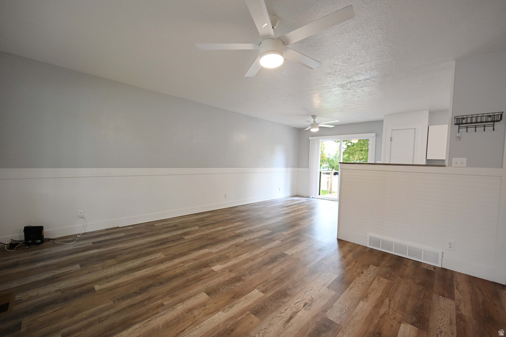 2521 N 400 E photo 2