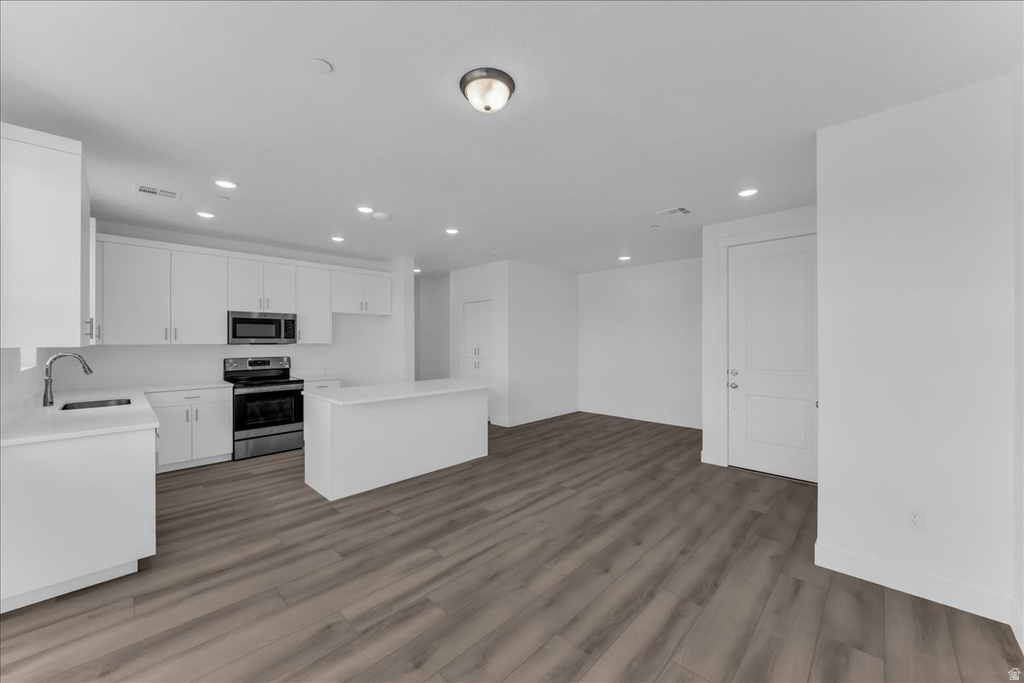 5599 CARNELIAN PKWY photo 4