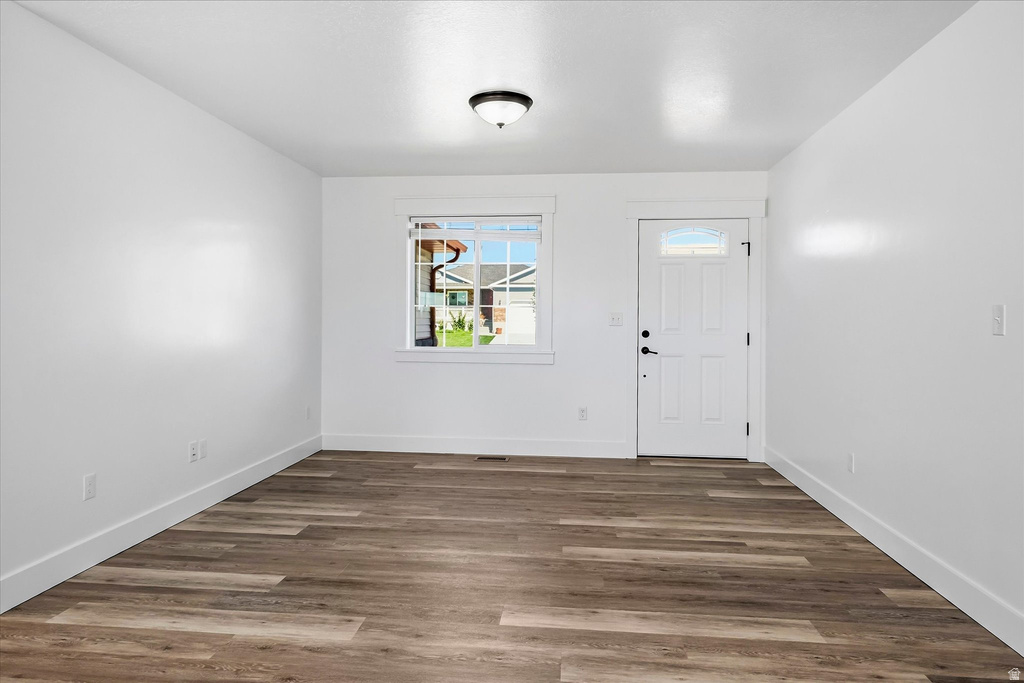 710 E 720 N photo 2