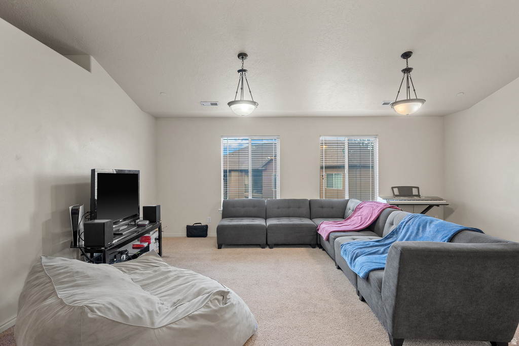 3569 E ROCK S RD photo 4