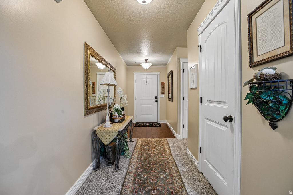 482 HYDE PARK LN photo 2