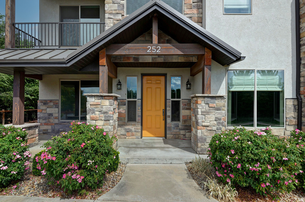 252 E SANDY SAGE WAY photo 2